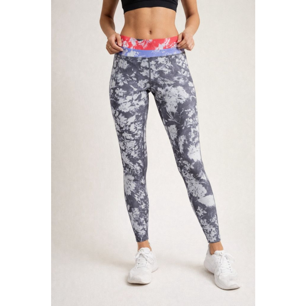 Women's Free People Movement Wave Rider Pocket Leggings Sz S in Twilight Combo